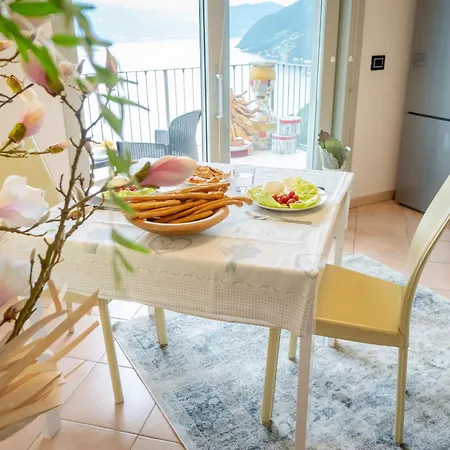 דירה Serafino - Terrasse Und Pool Am Iseosee By Interhome *